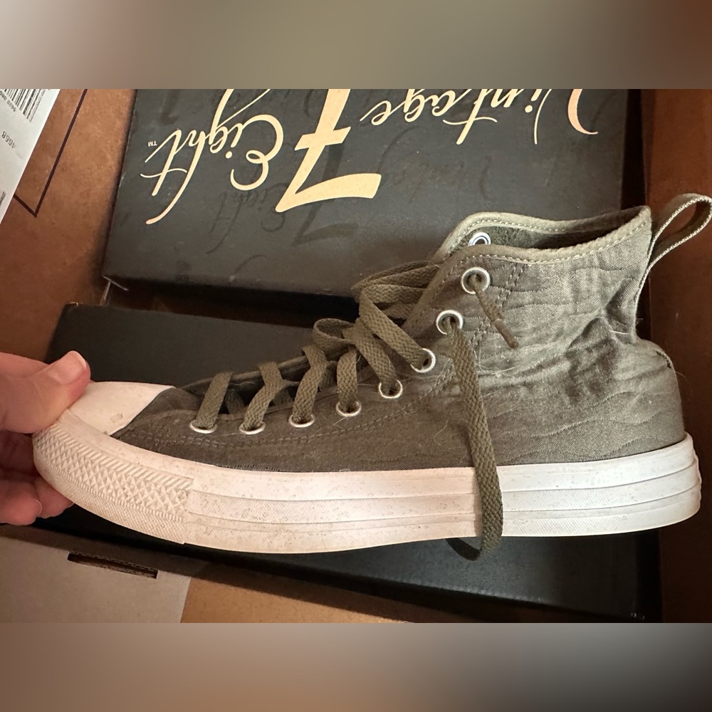 Converse Olive High-Top ‘Quilted’ Sneakers. Chuck Taylor All-Star - Picture 2 of 4